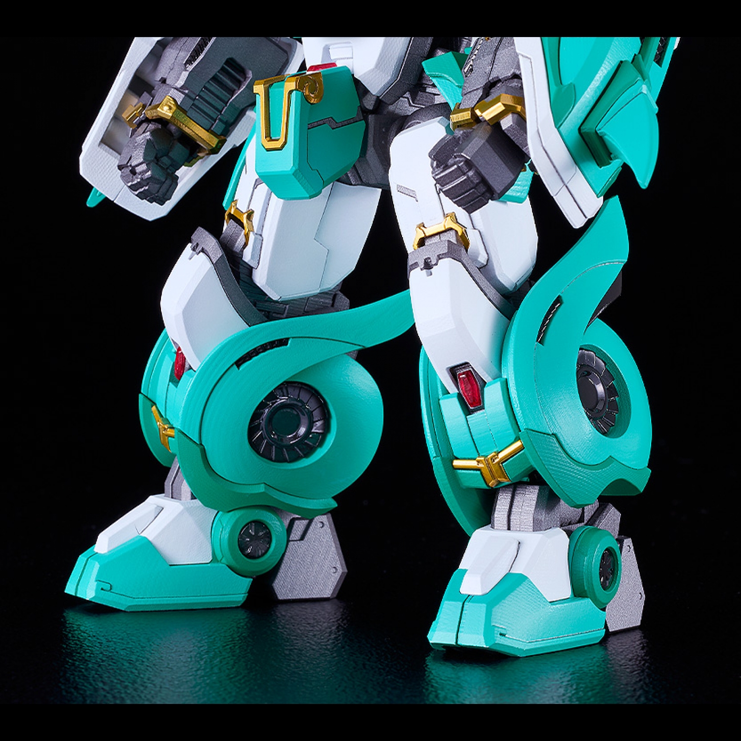 MODEROID King's Style Winzert Gold Edition